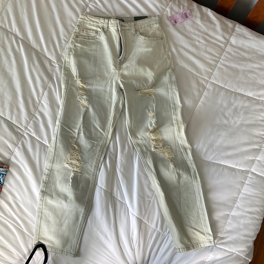 Light wash jean